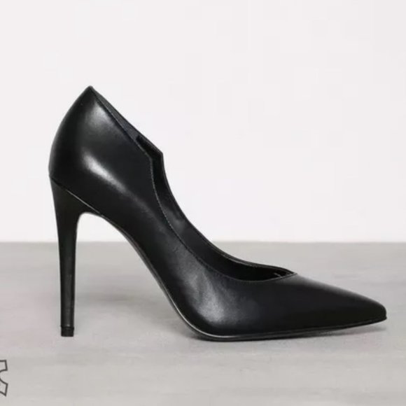 Kendall & Kylie Shoes - Kendall & Kylie Pointed Toes Heels Size 6.5